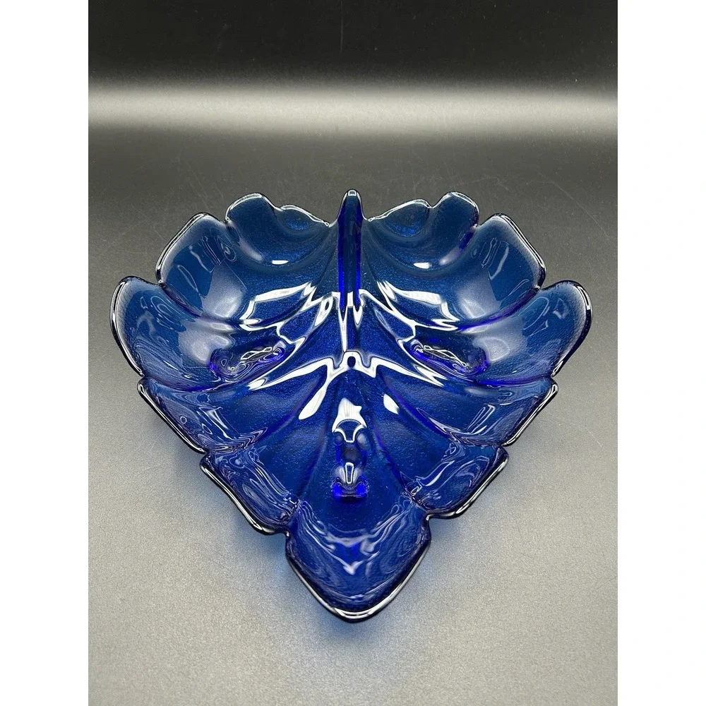 VTG Blue Art Glass Footed Leaf Bowl Dish Cobalt Blue Textured Raised Vein